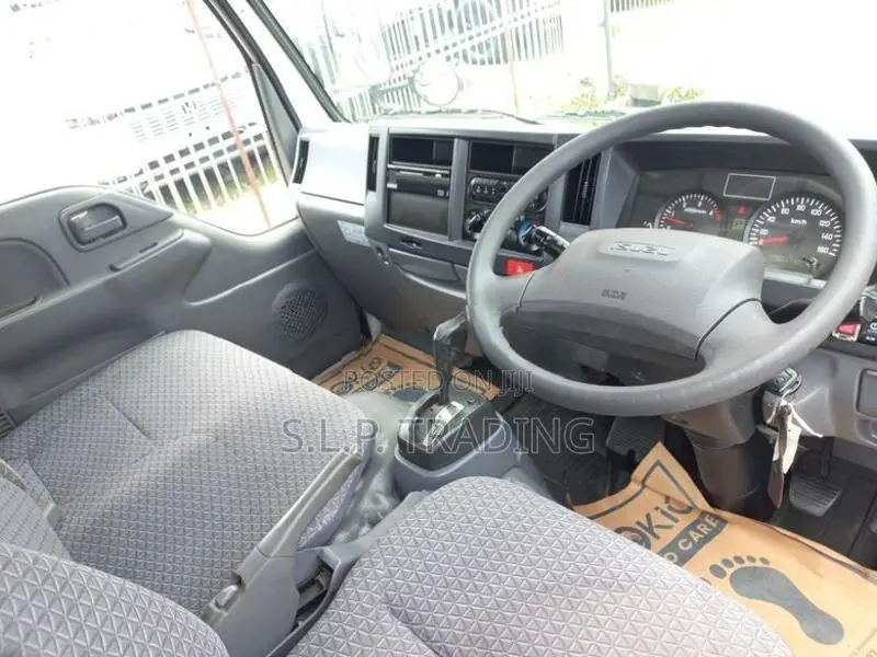Isuzu Elf 10.5 POWER DOOR 2018