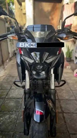 Bajaj Pulsar N160 2025