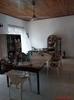 MT LAVINIA BORDER OF DEHIWALA 11P LAND W/3 BR & 1BATH AN OLD HOUSE SAL