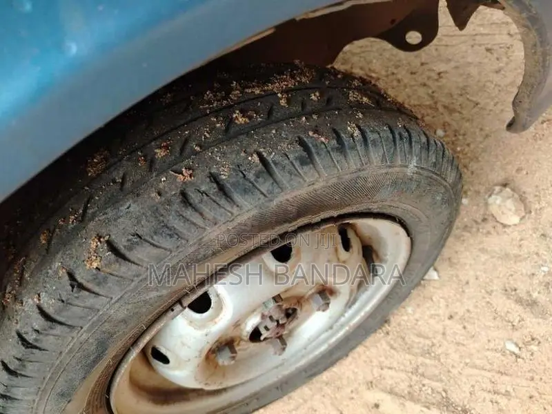 Maruti Suzuki 800 2005