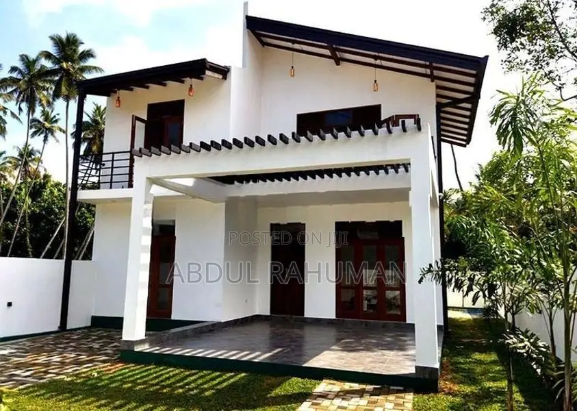 Luxurious 2 Story Semi Furnished Space Kottawa Junction