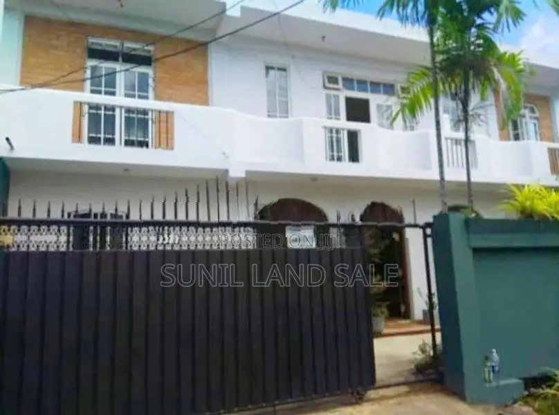 2 Story House For Sale In Boralasgamuwa Maharagama Main Road