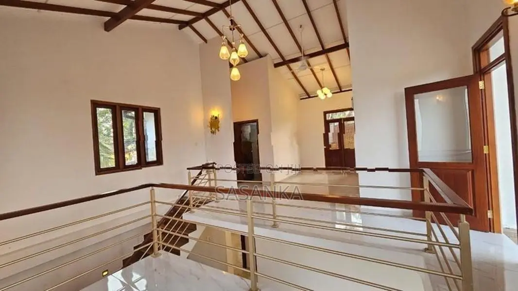 BRAND NEW LUXURY TWO STORY HOUSE FOR SALE IN ATHURUGIRIYA