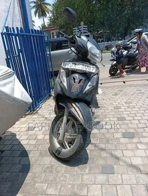 TVS Wego 110 2013