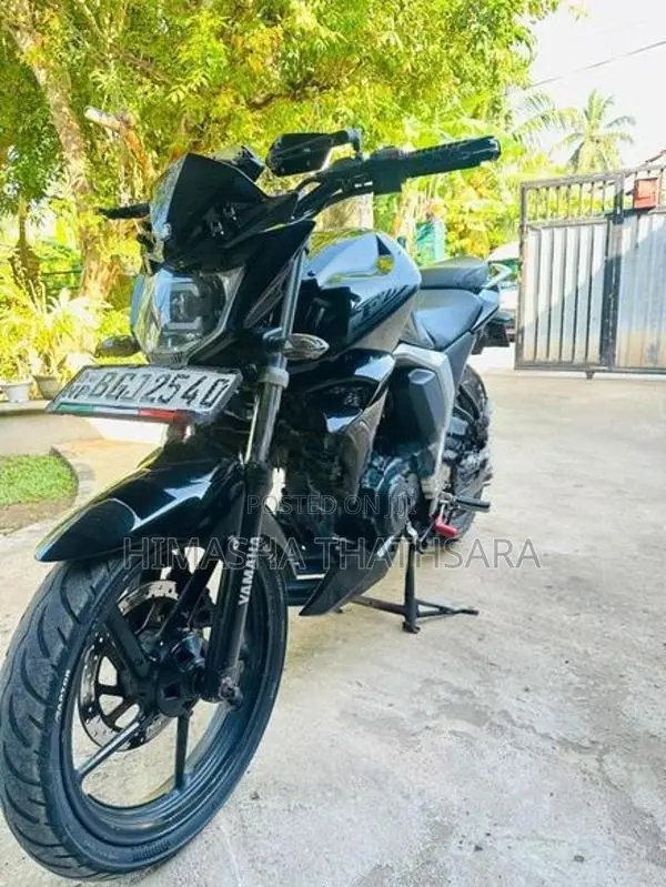 Yamaha FZ 2018
