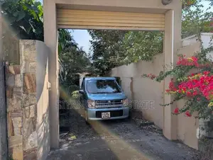 Prime Land with Single-Storey House for Sale – Dehiwela