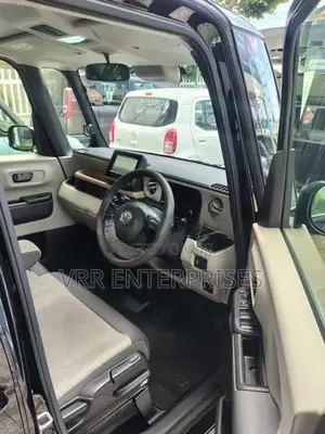 Honda N-Box 2024