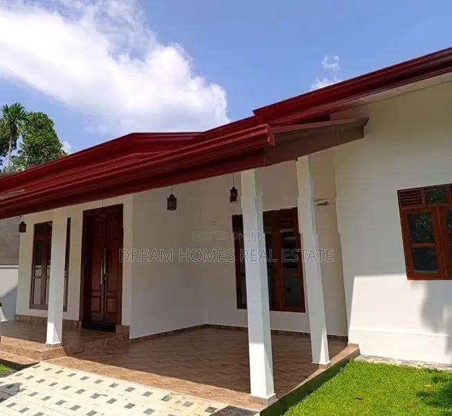 Newly Build Single House for Sale Kahathuduwa
