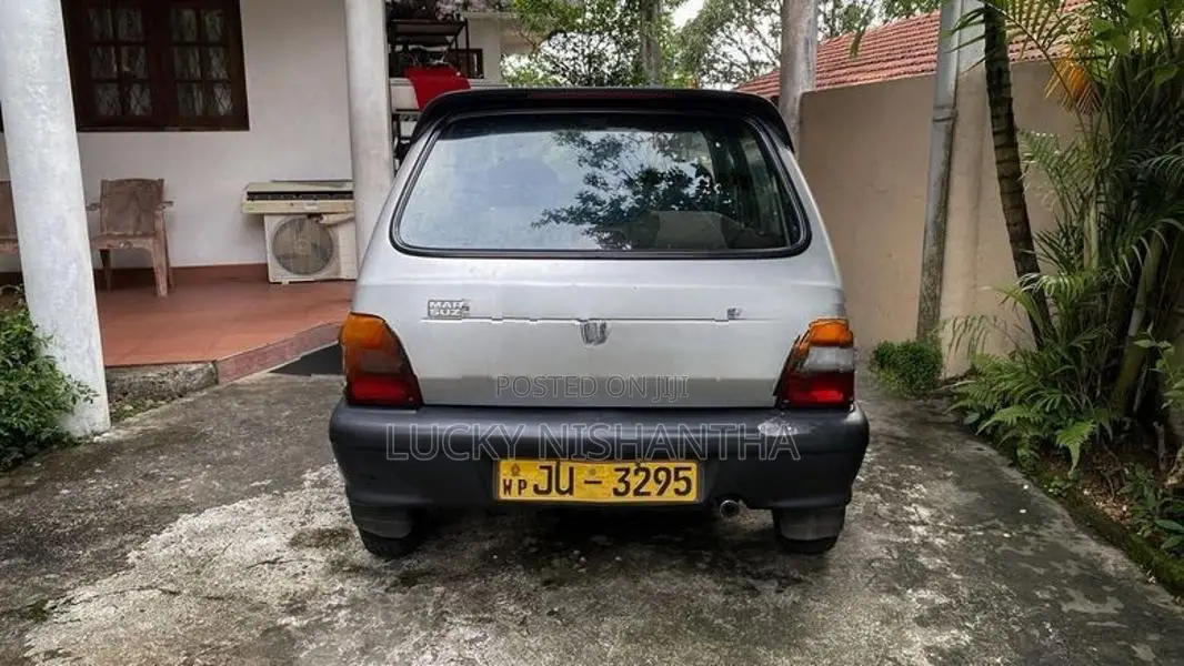 Maruti Suzuki 800 2005