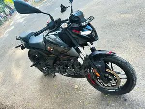 Bajaj Pulsar N160 2025