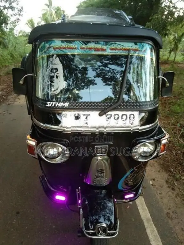 Bajaj RE YT.7898 2011