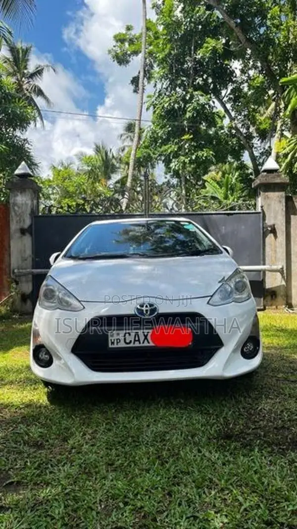 Toyota Aqua 2016