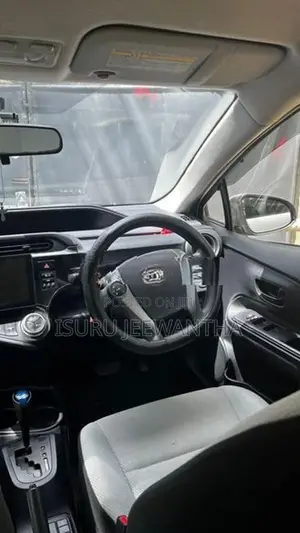 Toyota Aqua 2016