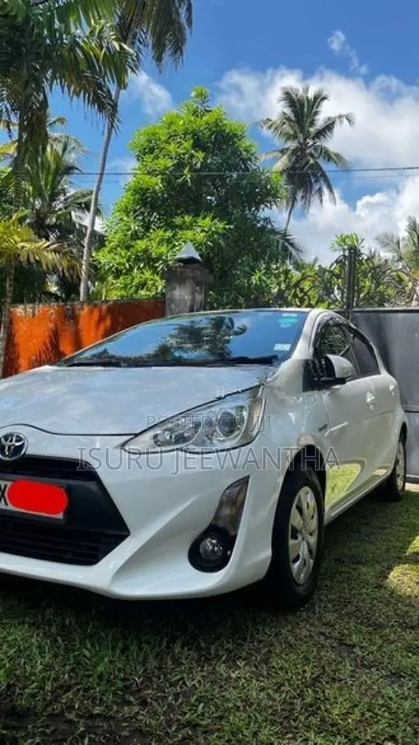 Toyota Aqua 2016