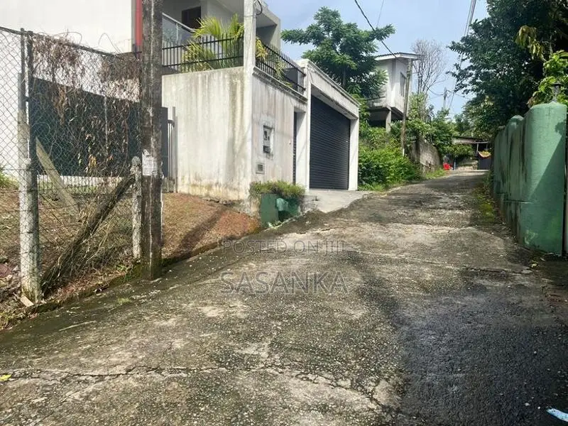 Maharagama Pamunuwa Road 7.5 Perches Land For sale.