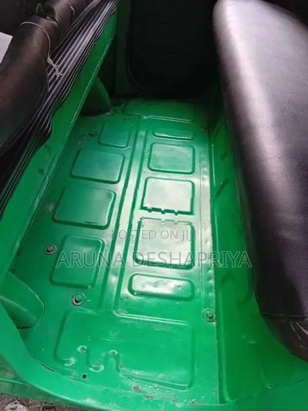 Bajaj RE Three Wheeler 2012
