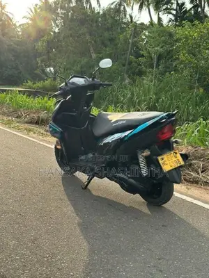 Yamaha RayZR 2017