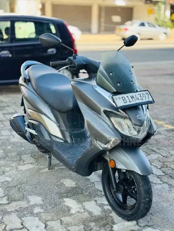 Suzuki Burgman 125 2019