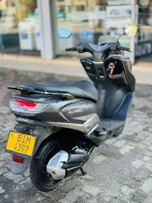 Suzuki Burgman 125 2019