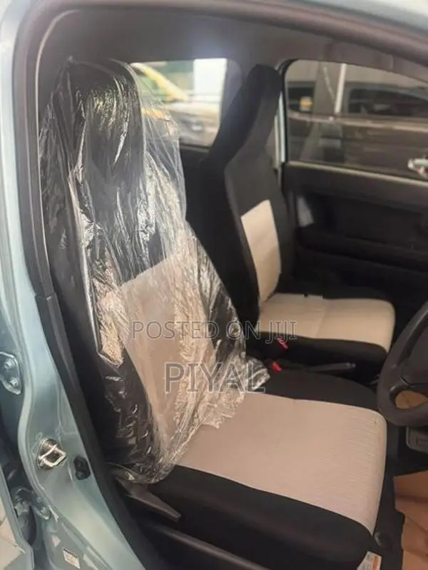 Daihatsu Mira limited x 2025