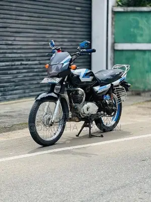 Bajaj CT100 M Number 2005