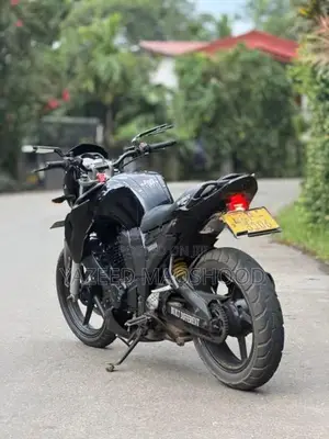 Yamaha FZ V1 2012