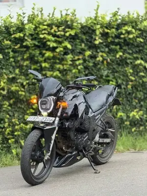 Yamaha FZ V1 2012