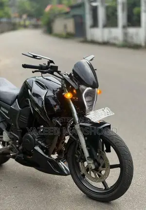 Yamaha FZ V1 2012