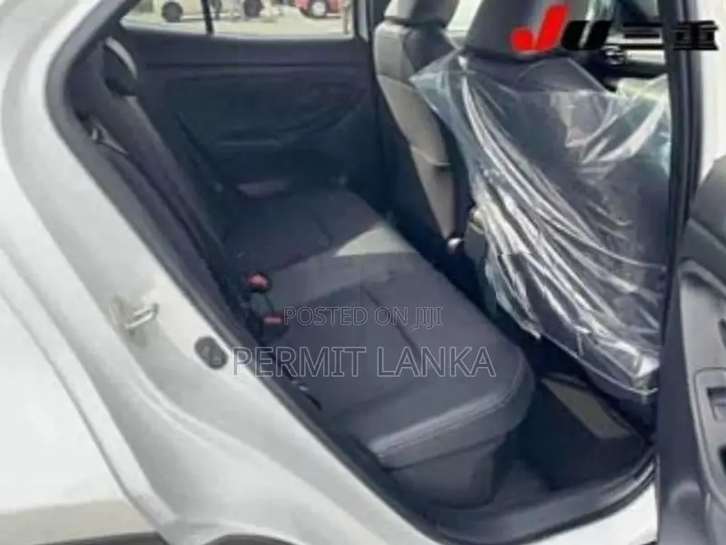 Toyota Yaris Cross Z 𝐇𝐘𝐁𝐑𝐈𝐃 2026