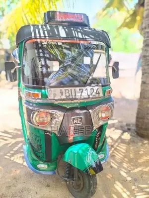 Bajaj RE Three Wheeler 2020