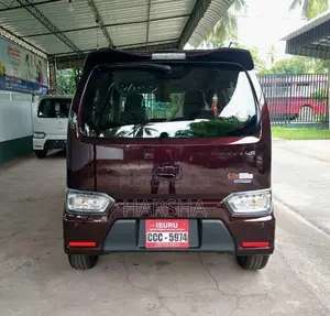 Suzuki Wagon R Custom ZX 2026