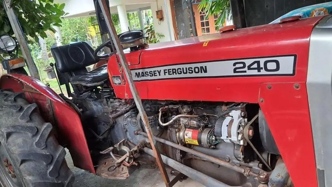 Massey Ferguson MF 2003