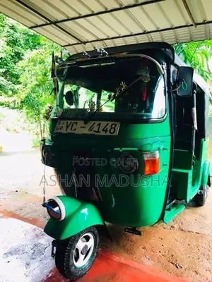 Bajaj RE 2012