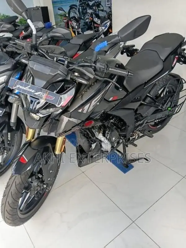 Bajaj Pulsar N160 Premium 2026