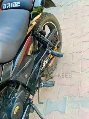 Bajaj Pulsar 180 2013