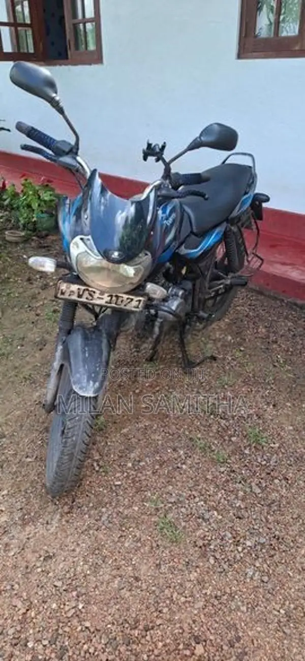 Bajaj Discover 2010