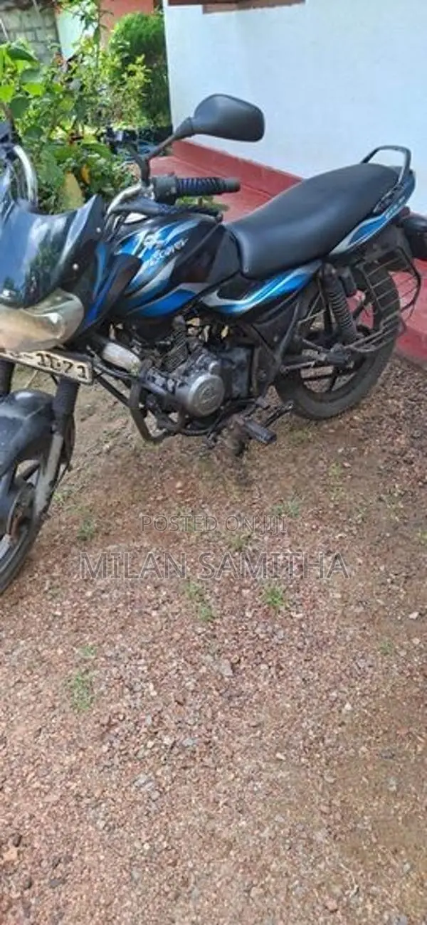 Bajaj Discover 2010