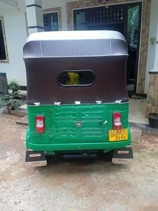Bajaj RE 2014