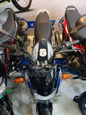 Bajaj CT100 2026