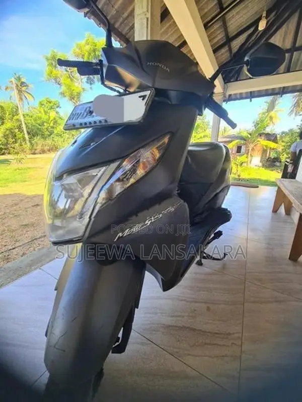 Honda Dio Deo bcv110 2016