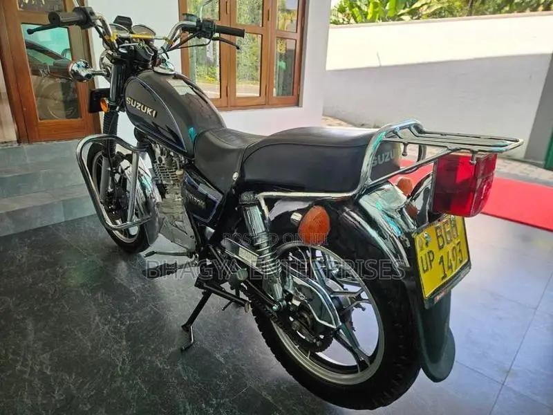 Suzuki GN 125 2018