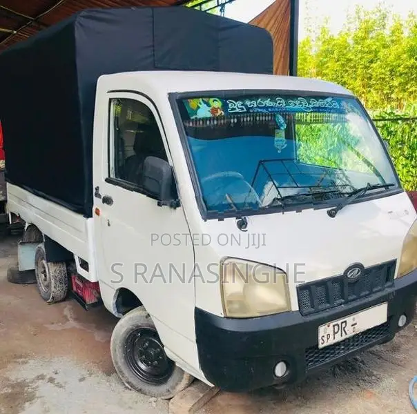 Mahindra Maxximo 2011