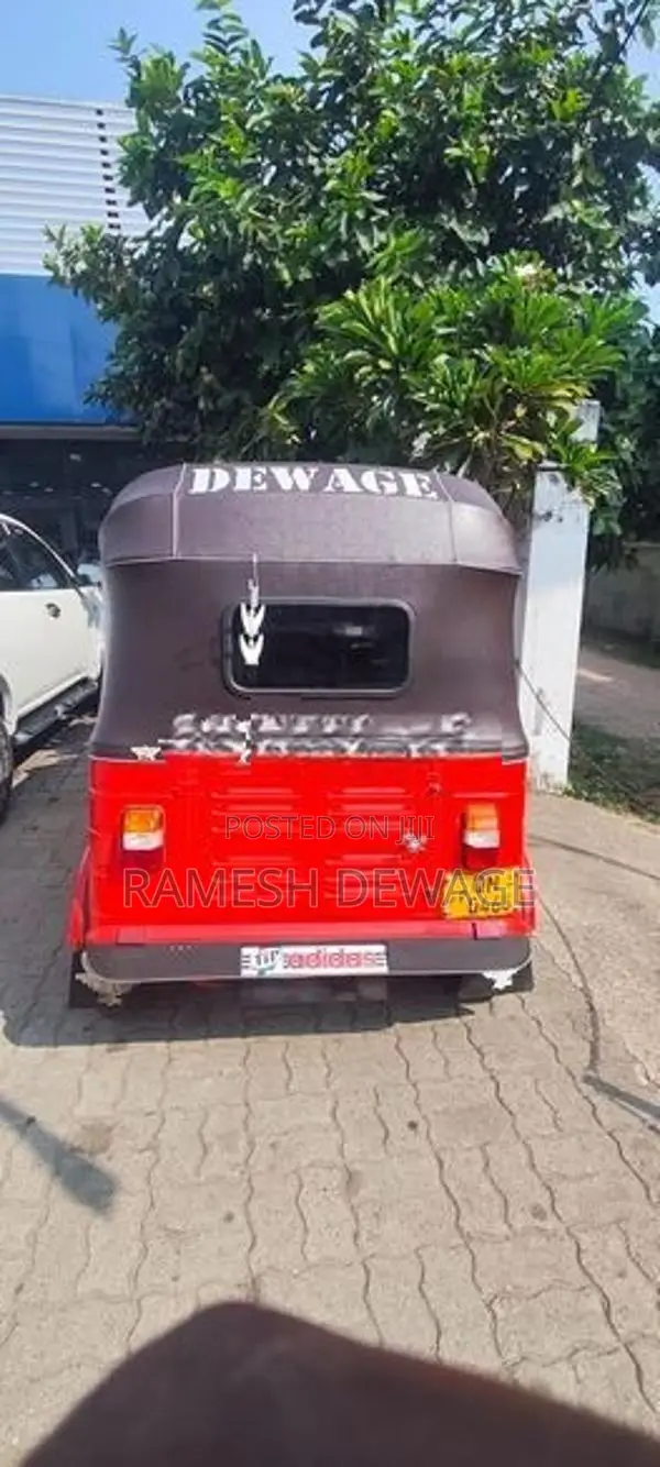 Bajaj RE 2007