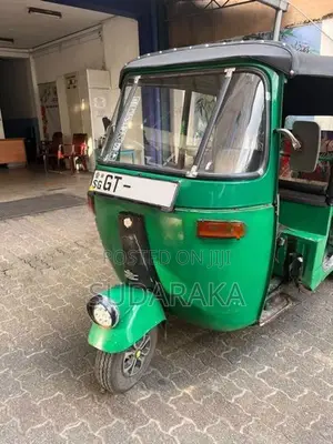 Bajaj RE 2002