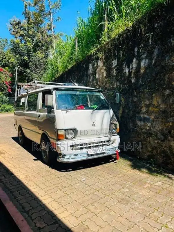 Toyota Hiace 1982