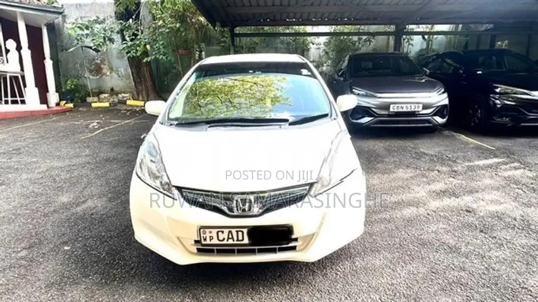 Honda Fit GP1 (Navi) 2013