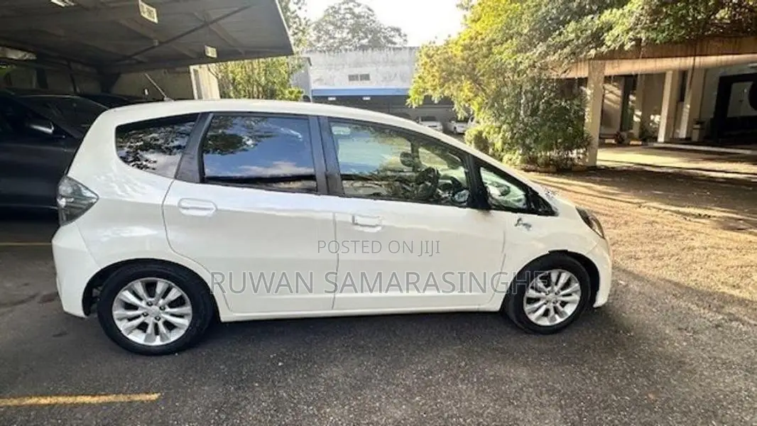 Honda Fit GP1 (Navi) 2013
