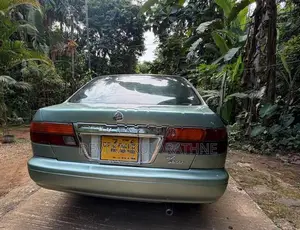 Nissan Sunny 1997