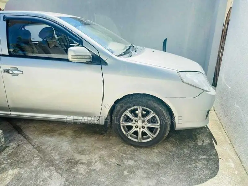 Micro Geely 2012