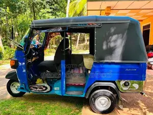Piaggio Ape Auto DX 2025